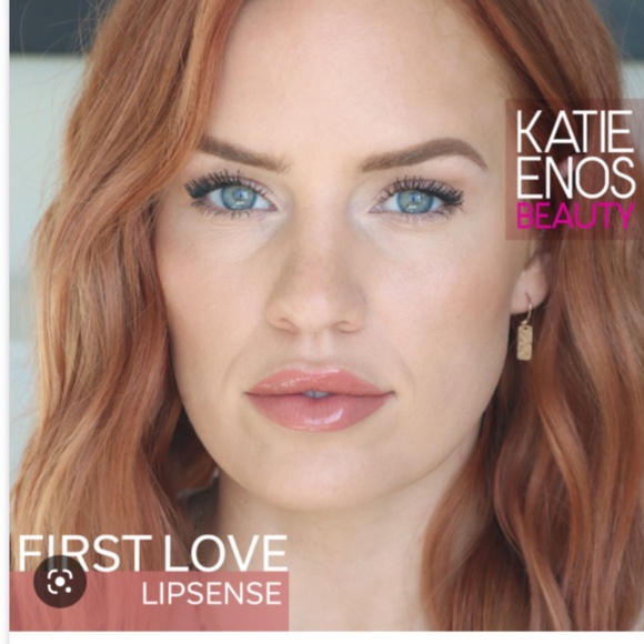 LipSense Longlasting LipColor in First Love .25 ml - Picture 4 of 5